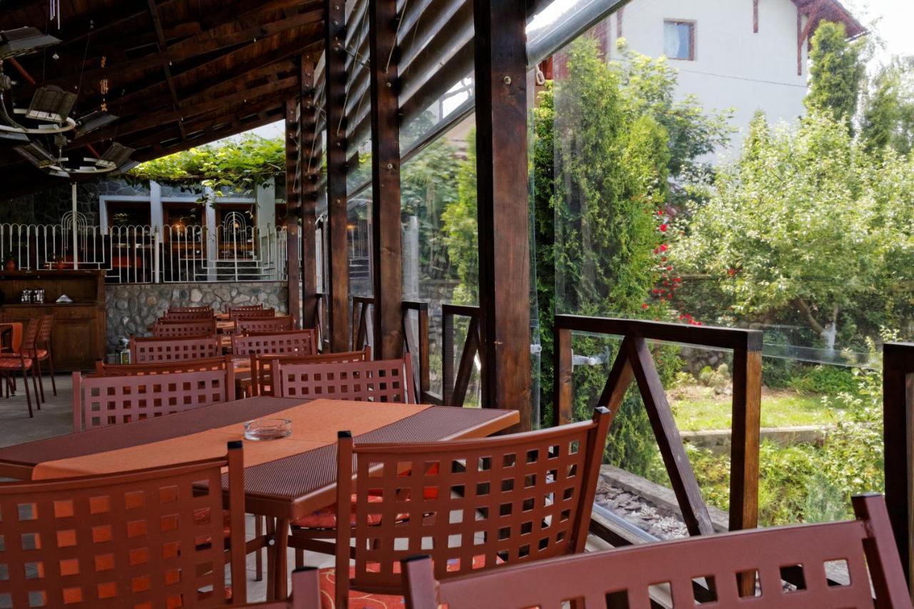 Stejeris 3* Braşov